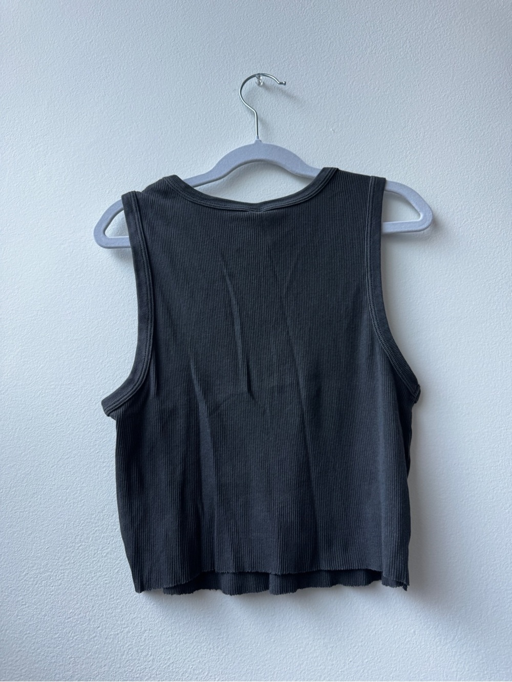 Elwood Malibu Crop Tank NEW - Picture 5 of 6